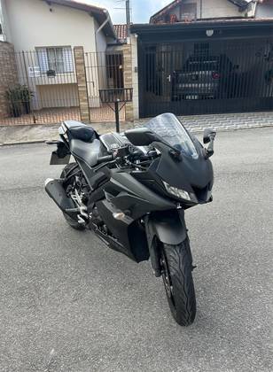 YAMAHA YZF R15 
